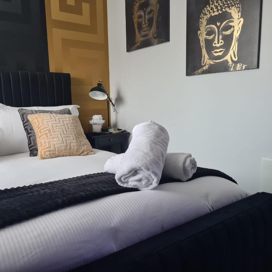 Luxury 9Ine Penthouse With Garden & Jacuzzi Appartement Birmingham Buitenkant foto